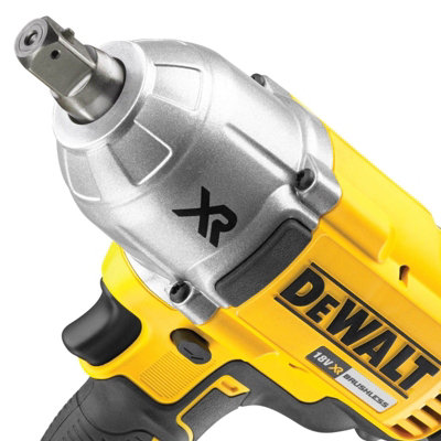 Dcf899 dewalt deals impact wrench