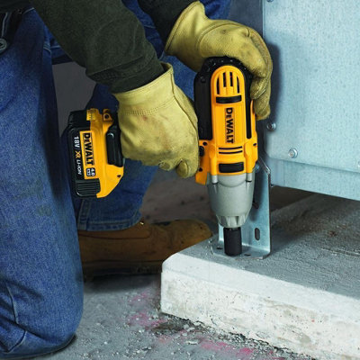 Dewalt DCF899P1 18v XR Brushless High Torque Impact Wrench 1 2 1x 5.0Ah Tstak
