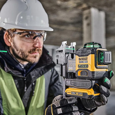 DeWalt DCLE34031D1 18V XR Compact Green Laser 3 x 360 Degree - 2.0Ah Battery