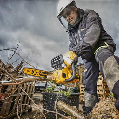 Dewalt DCM565N 18v XR 30cm Cordless Chainsaw Brushless Bare