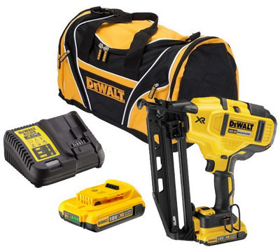 Dewalt 2nd fix discount nail gun review