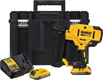 Dewalt brad nail discount gun