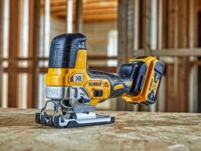 Dewalt jigsaw store b&q