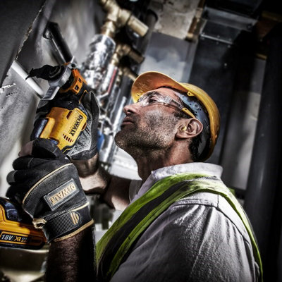 Dewalt DCS356N 18v XR Brushless 3 Speed Multi Tool + 29 Accessories + Tstak Case