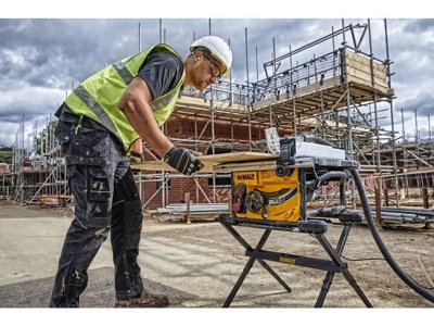 DeWalt DWE7485 240V 210mm 1850W Compact Table Saw + Blade DWE7485 Rolling Stand