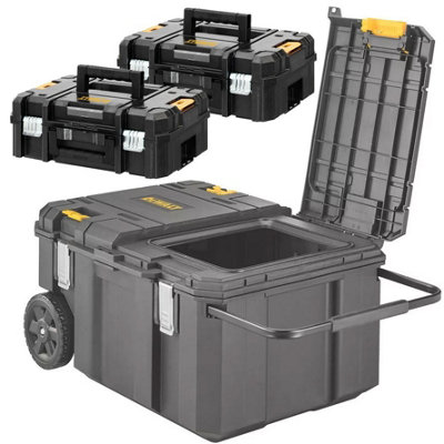 Dewalt deals tstak b&q