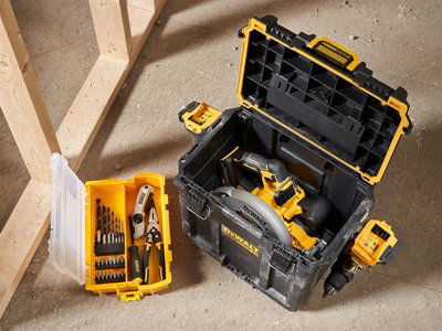 DeWalt TOUGHSYSTEM 2.0 Half Width Deep Toolbox for Ultimate Tool Protection