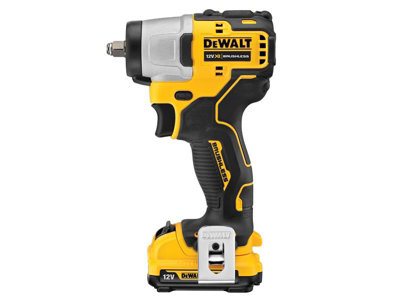 Dewalt XR Brushless Sub-Compact 3/8in Impact Wrench 12V x2 2Ah x1 3Ah battery - 4