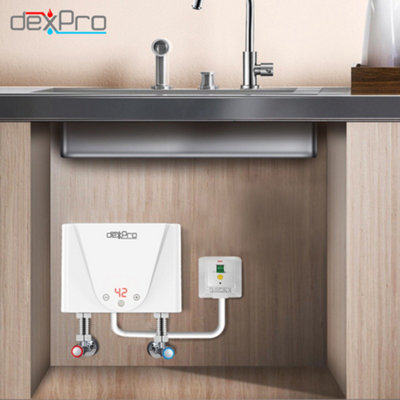 Dexpro 5.5kW Delux Inline Instant Hot Water Heaters | DIY at B&Q