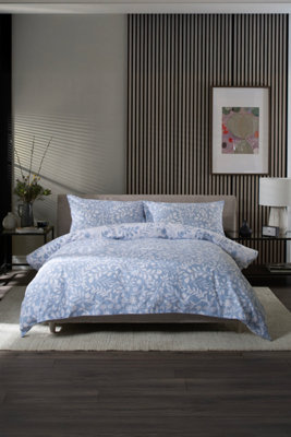 Deyongs Mables Garden 100% Cotton Reversible Duvet Cover Set with Piped Edging