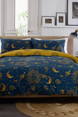 Deyongs Sun, Moon and Stars 200 Thread Count Cotton Rich Reversible Duvet Cover Set