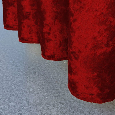 Diamond Velvet Round Tablecloth, Red , 70 Inch