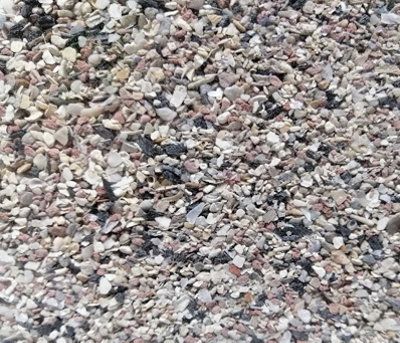 Dihl 2KG Mixed Small Bird Grit inc Flint, Oystershell, Redstone & Charcoal