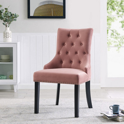 Rose pink velvet discount chair