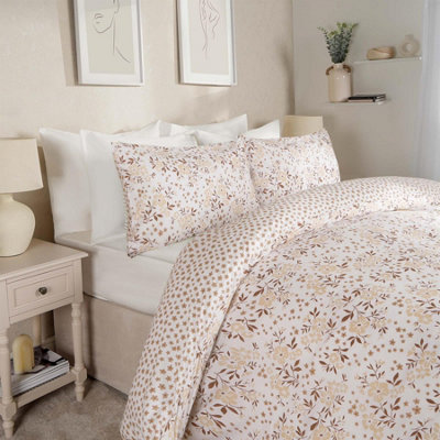 Ditsy Floral Printed Duvet Cover with Pillowcase Set