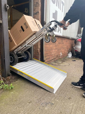 DnA Handy ramp 1200mm x 900mm SWL 400kg | DIY at B&Q