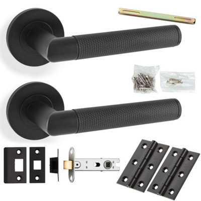 Door Handle & Latch Pack - Matt Black - Mitred Knurled Bar Lever On Round Rose
