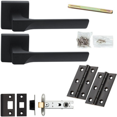Door Handle & Latch Pack - Matt Black - Smooth Scalloped Bar Lever On Square Rose