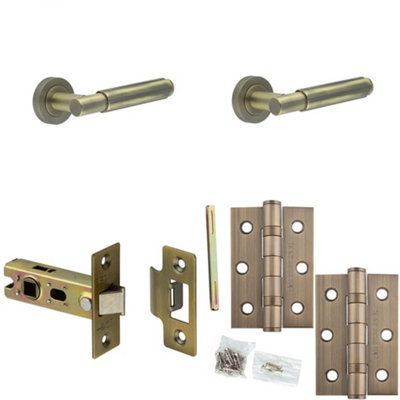Door Handle & Latch Set Antique Brass Fluted Barrel Lever Round Plain On Rose