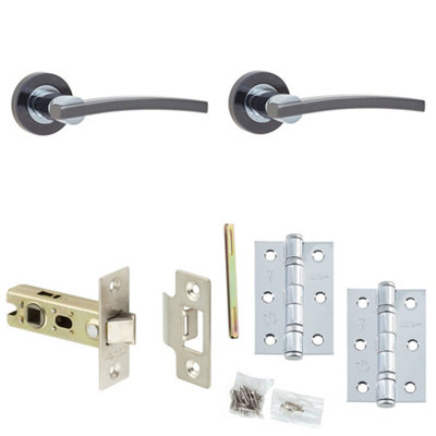 Door Handle & Latch Set - Chrome Curved Lever Round Plain On Rose