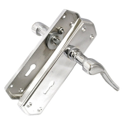 Door Handles CHROME Stellar Scroll Lever with Internal Lock and Keys