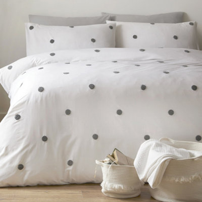 Dot Garden 100% Cotton Embellished Duvet Cover Set