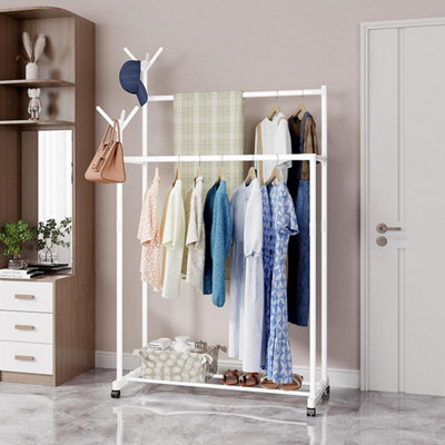 Double discount garment rail