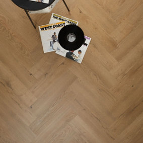 Drafted Oak Natural Wood Effect Parquet 150mm x 650mm Uniclic SPC Flooring Planks (Pack of 40 w/ Coverage of 3.90m2)