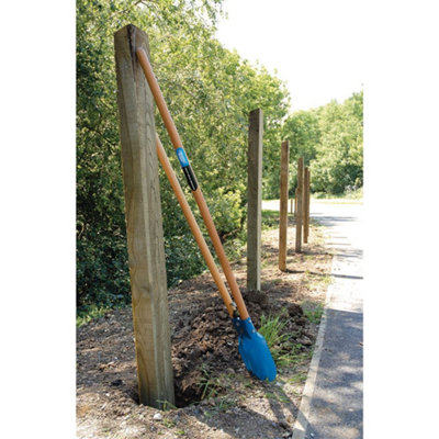 Draper Post Hole Digger with Hardwood Handles 34894