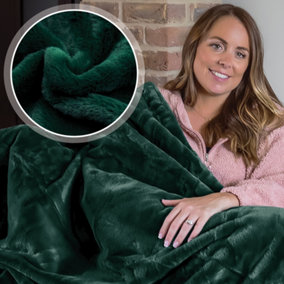 Dreamcatcher Blanket Throw Soft Faux Fur 160 x 130cm Overblanket Green