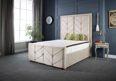 DS Living Milly Chevron Upholstered Soft Touch Cream Velvet Luxury 6FT Super King Bed Frame