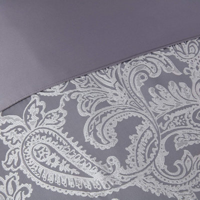 Duchess Jacquard Luxury Bedding Duvet Set Silver