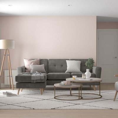 Dulux Trade Vinyl Matt Emulsion Blush Pink 5Ltr