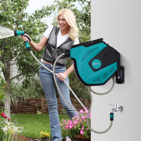 Outsunny Retractable Hose Reel Wall Mounted w/ Lead-in Hose and Handle, 20m