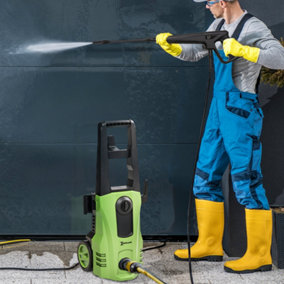 Pressure Washers, Jet Washers & Power Washers