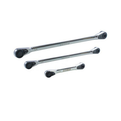 thumbnail image 2 of VIM Tools NR400K 3-Piece Stubby Nano Ratchet Set – 1/4" Drive, 1/4" Hex Extension & Adapter, Chrome 2 of 5