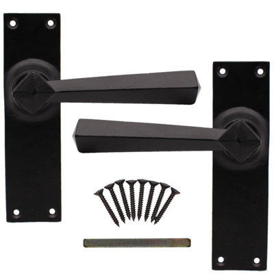 EAI Iron Door Handles Tudor Style Latch Set - 150mm - Black Antique Price Comparisons | Compare The Build