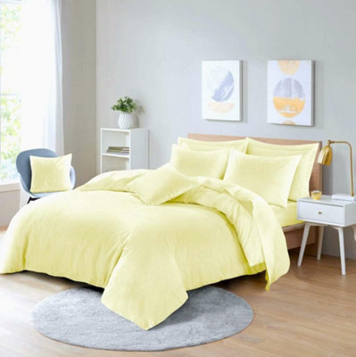 Easy Care Polycotton Plain Dyed Duvet Cover Set DIY at B&Q