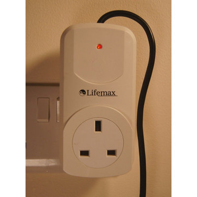 Easy Foot Controlled Switch for UK Mains 3 Pin Socket with 1.55m Cable & LED Power Indicator - Plug Unit Measures 13 x 6.2 x 4.5cm