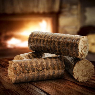 Eco Firewood 7kg Hot Burning Briquettes, kiln dried log eco-alternitive, for Open fires, Wood Stoves, BBQ's, Log Burners.