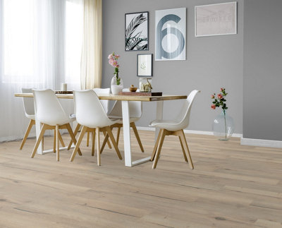 EGGER PRO Aqua+ Classic 8mm Valley Oak Smoke EPL015 Laminate Flooring 1.99m² Pack - 3