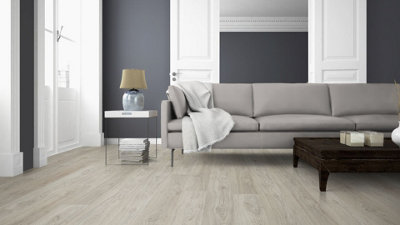 EGGER PRO Classic 8mm Asgil Oak Light EPL154 Laminate Flooring 1.99m² Pack - 6