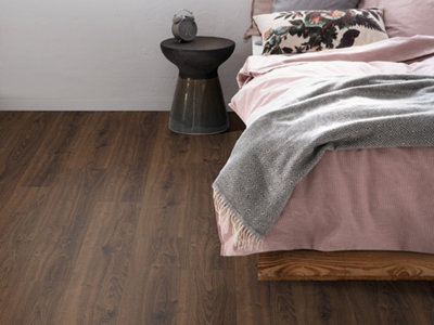 EGGER PRO Classic 8mm Lasken Oak EPL136 Laminate Flooring 1.99m² Pack - 8