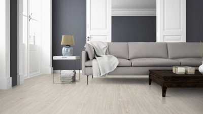 EGGER PRO Classic 8mm White Soria Oak EPL177 Laminate Flooring 1.99m² Pack - 6