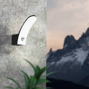 EGLO Fiumicino LED Aluminium/Plastic Outdoor Wall Light With Sensor