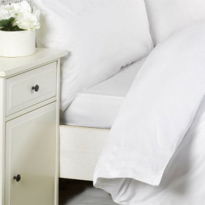 Egyptian Cotton 12" Fitted Sheet 200 Thread Count Double