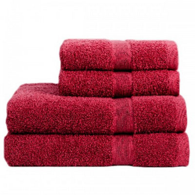 Egyptian Cotton Bath Sheet Berry (One Size) DIY at B&Q