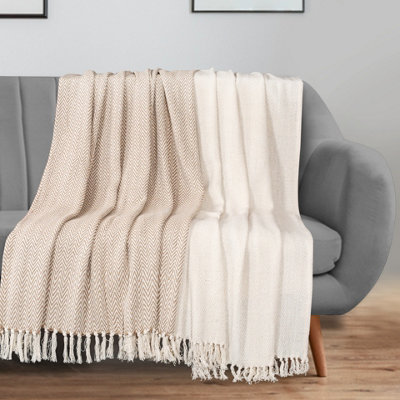 EHC PAIR Pack Chevron Cotton Throws for Sofa Settees Chair Cover Blanket 127 x 152cm Pack of 2 Ivory Tan DIY at B Q