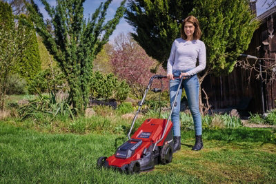 Einhell self propelled petrol lawnmower hotsell