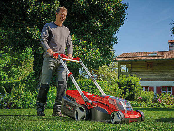 Einhell 38cm Cordless Lawnmower 36V Rotary With 2x 4.0Ah Batteries And Charger Power X-Change